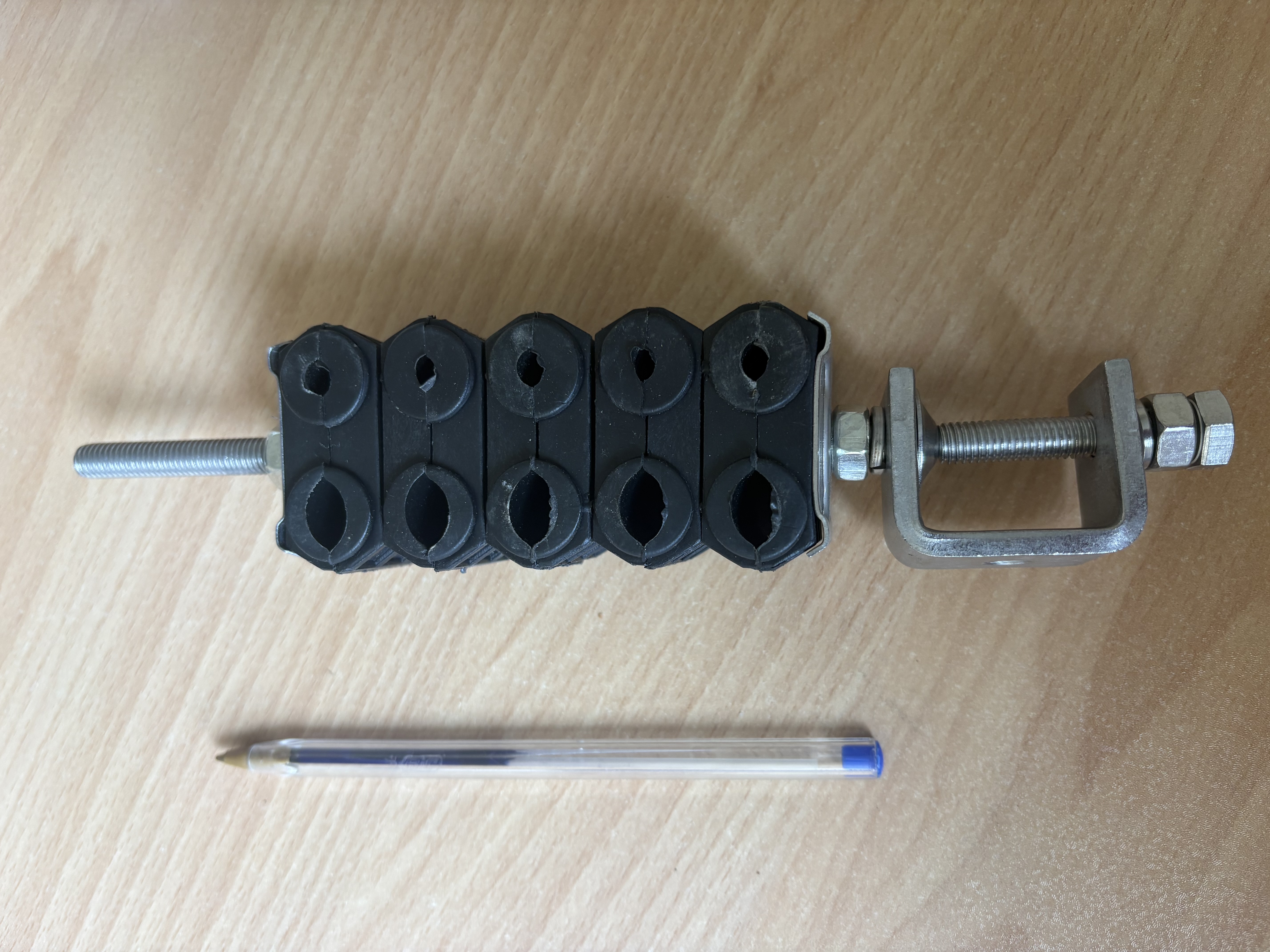 10-way cable clamp